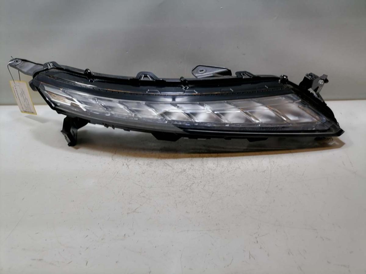 Mitsubishi Eclipse Cross original Kombileuchte Tagfahrlicht Scheinwerfer rechts oben Facelift Bj.2023